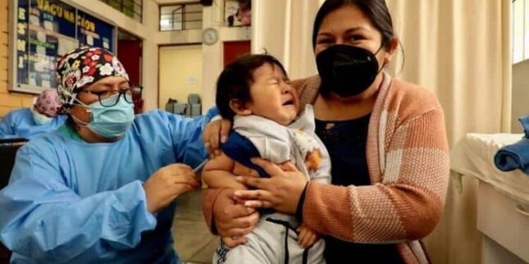Perú incorpora la vacuna contra la hepatitis A en su esquema regular de vacunación. Foto de archivo.