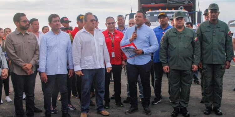 El Gobernador del estado Falcón Víctor Clark. Foto VTV.