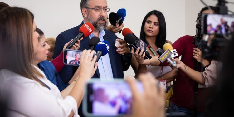 El presidente de la Comisión Nacional de Primaria (CNP), Jesús María Casal. Foto EFE