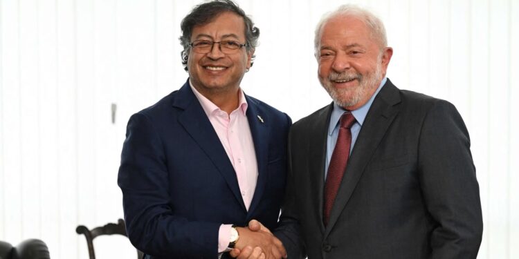 Gustavo Petro y Lula da Silva. Foto agencias.