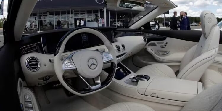 ChatGPT Mercedes-Benz