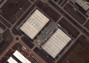 Un polo industrial a varios cientos de kilómetros al este de Moscú, en la región de Tatarstán (Imagen de satélite ©2023 Maxar Technologies)