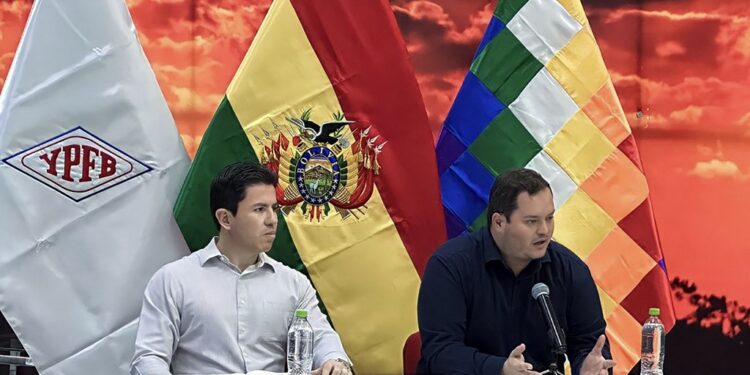 Handout picture released by Yacimiento Petroliferos Fiscales Bolivianos (YPFB) showing YPFB President Armin Dorgathen (R) and the Bolivian state-owned company's commercial manager, Oscar Claros, offering a press conference in Santa Cruz, Bolivia, on August 30, 2023. Bolivia is running out of gas reserves, its main source of economic income, the government of President Luis Arce acknowledged on Wednesday, and that the country has "hit rock bottom". Dorgathen ratified the statement made by Arce the day before, saying that "Starting in 2014 (...) we began a decline in natural gas production in the country." (Photo by YPFB / AFP) / RESTRICTED TO EDITORIAL USE - MANDATORY CREDIT "AFP PHOTO / YPFB" - NO MARKETING NO ADVERTISING CAMPAIGNS - DISTRIBUTED AS A SERVICE TO CLIENTS