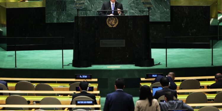 NEW YORK, NEW YORK - SEPTEMBER 19: President of Argentina Alberto Fernández speaks during the United Nations General Assembly (UNGA) at the United Nations headquarters on September 19, 2023 in New York City. Heads of states and governments from at least 145 countries are gathered for the 78th UNGA session amid the ongoing war in Ukraine and natural disasters such as earthquakes, floods and fires around the globe.   Michael M. Santiago/Getty Images/AFP (Photo by Michael M. Santiago / GETTY IMAGES NORTH AMERICA / Getty Images via AFP)