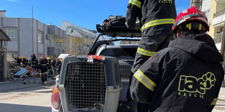 Bomberos españoles. Foto agencias.