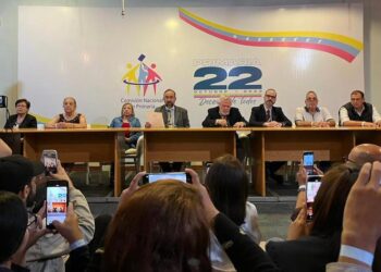 Comisión. Foto @unidadvenezuela