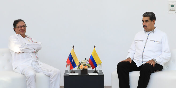 Gustavo Petro y Nicolás Maduro. Foto @PresidencialVen