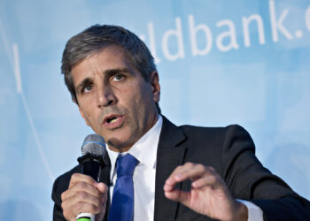 Luis Caputo, Argentina's finance minister, speaks at a a panel discussion during the spring meetings of the International Monetary Fund (IMF) and World Bank in Washington, D.C., U.S., on Thursday, April 19, 2018. The IMF said this week the world's debt load has ballooned to a record $164 trillion, a trend that could make it harder for countries to respond to the next recession and pay off debts if financing conditions tighten. Photographer: Andrew Harrer/Bloomberg