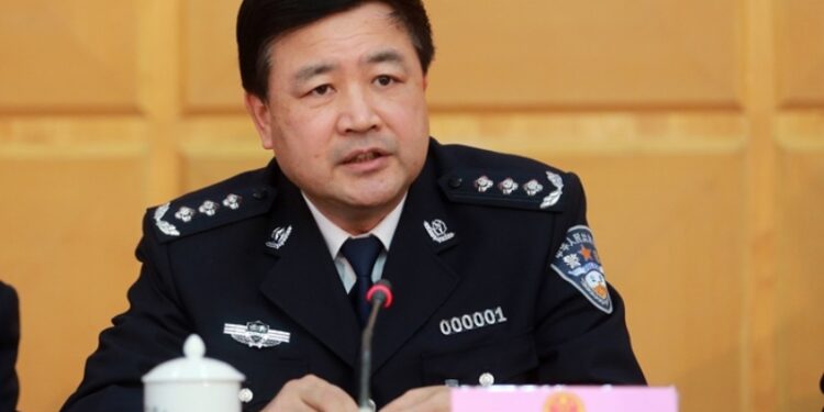 El director de la Comisión Nacional de Control de Drogas de China, Wang Xiaohong