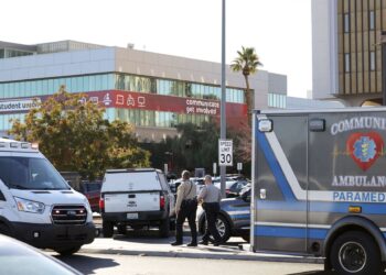 Tres muertos y un herido crítico en un tiroteo en la Universidad de Nevada, Las Vegas