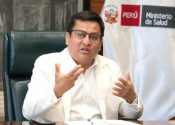 El ministro peruano de Salud, César Vásquez,
