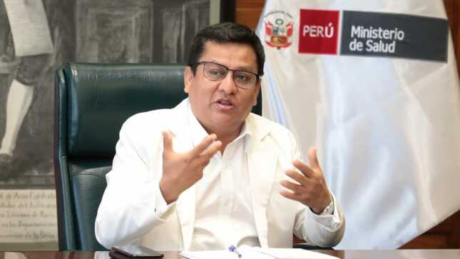 El ministro peruano de Salud, César Vásquez,