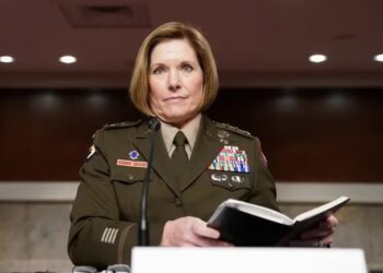 La general Laura Richardson, jefa del Comando Sur de EEUU (REUTERS/Kevin Lamarque)