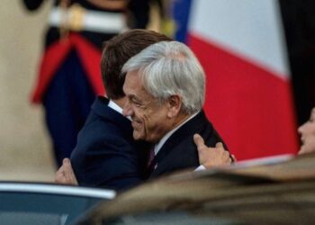 Emmanuel Macron y Sebastián Piñera. Foto @EmmanuelMacron