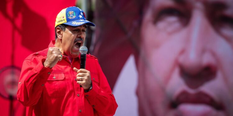 Maduro durante la celebración de los 32 años del 4 de febrero. FOTO: EFE/ Rayner Peña R