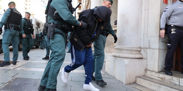 Joaquín Fernández, 'El Prestamista', entrando a los juzgados tras su detención en la operación antidroga 'Jaque Mate' de la Guardia Civil.
ISAAC BUJ - EUROPA PRESS
15/3/2024