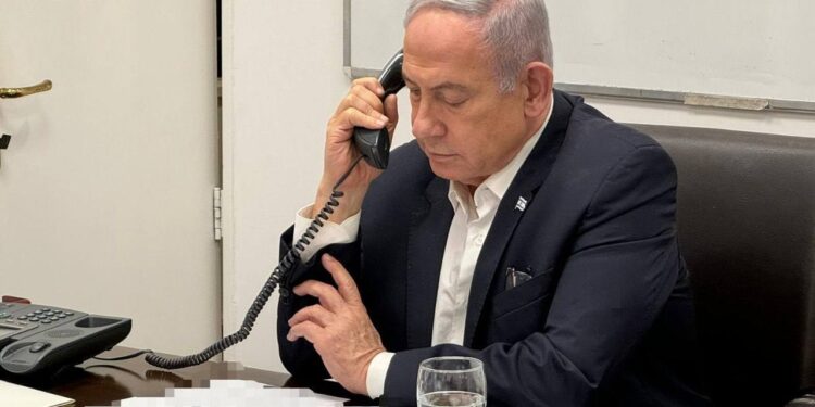 El primer ministro Benjamín Netanyahu está conversando actualmente con el presidente estadounidense Joe Biden.