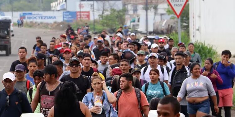 El Gobierno de EEUU aseguró que el cierre de la frontera con México es “decisivo para fortalecer nuestra seguridad” (EFE)
