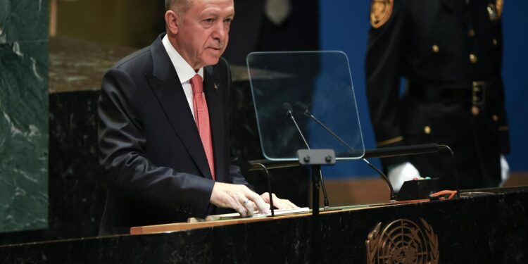 New York (United States), 24/09/2024.- Turkish President Recep Tayyip Erdogan speaks during the General Debate of the 79th session of the United Nations General Assembly at United Nations Headquarters in New York, New York, USA, 24 September 2024. The annual high-level General Debate gathers world leaders from 24 to 28 September, and 30 September under the theme, 'Leaving no one behind: acting together for the advancement of peace, sustainable development and human dignity for present and future generations'. (Nueva York) EFE/EPA/SARAH YENESEL