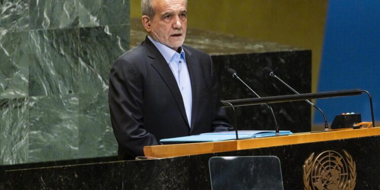 New York (United States), 24/09/2024.- Iran's President Masoud Pezeshkian addresses the General Debate of the 79th session of the United Nations General Assembly at United Nations Headquarters in New York, New York, USA, 24 September 2024. The annual high-level General Debate gathers world leaders from 24 to 28 September, and 30 September under the theme, 'Leaving no one behind: acting together for the advancement of peace, sustainable development and human dignity for present and future generations'. (Nueva York) EFE/EPA/JUSTIN LANE