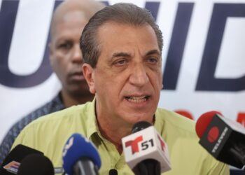 Biagio Pilieri spokesman of the Democratic Unitary Platform speaks during a press conference in Caracas, Venezuela, 1 November 2023. EFE/ Miguel Gutiérrez