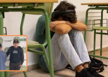 Varios menores de edad fueron amenazados por el agresor, que les hacía bullying y los extorsionaba - crédito Freepik