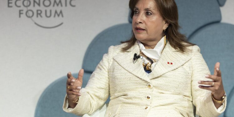 Davos (Switzerland), 22/01/2025.- President of Peru, Dina Ercilia Boluarte, speaks during a panel session at the 55th annual meeting of the World Economic Forum (WEF) in Davos, Switzerland, 22 January 2025. (Suiza) EFE/EPA/MICHAEL BUHOLZER