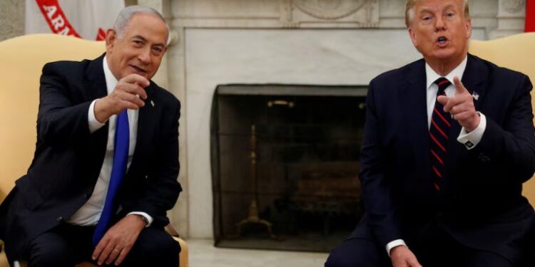 Trump y Netanyahu en la Casa Blanca en 2020 (REUTERS/Tom Brenner)